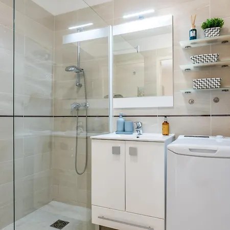 Palm - Swimming Pool - At Few Steps アパート